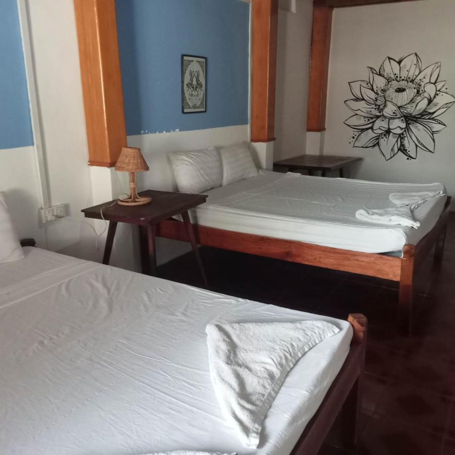 Nomad Guesthouse Kratie Bagian luar foto