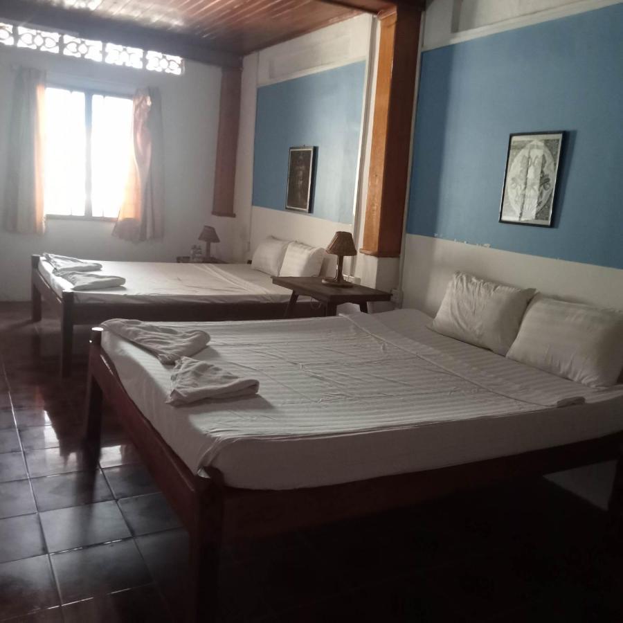 Nomad Guesthouse Kratie Bagian luar foto