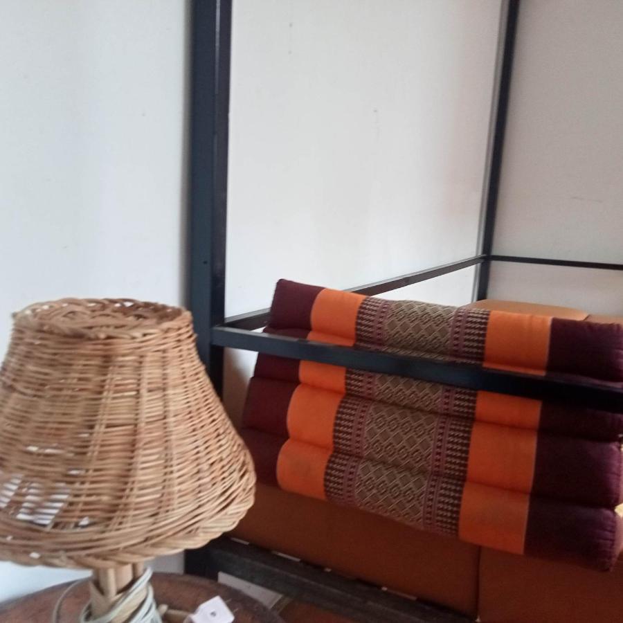 Nomad Guesthouse Kratie Bagian luar foto